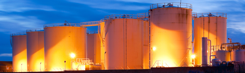 Bottom tank testing for sediment, water and microbial contamintaion